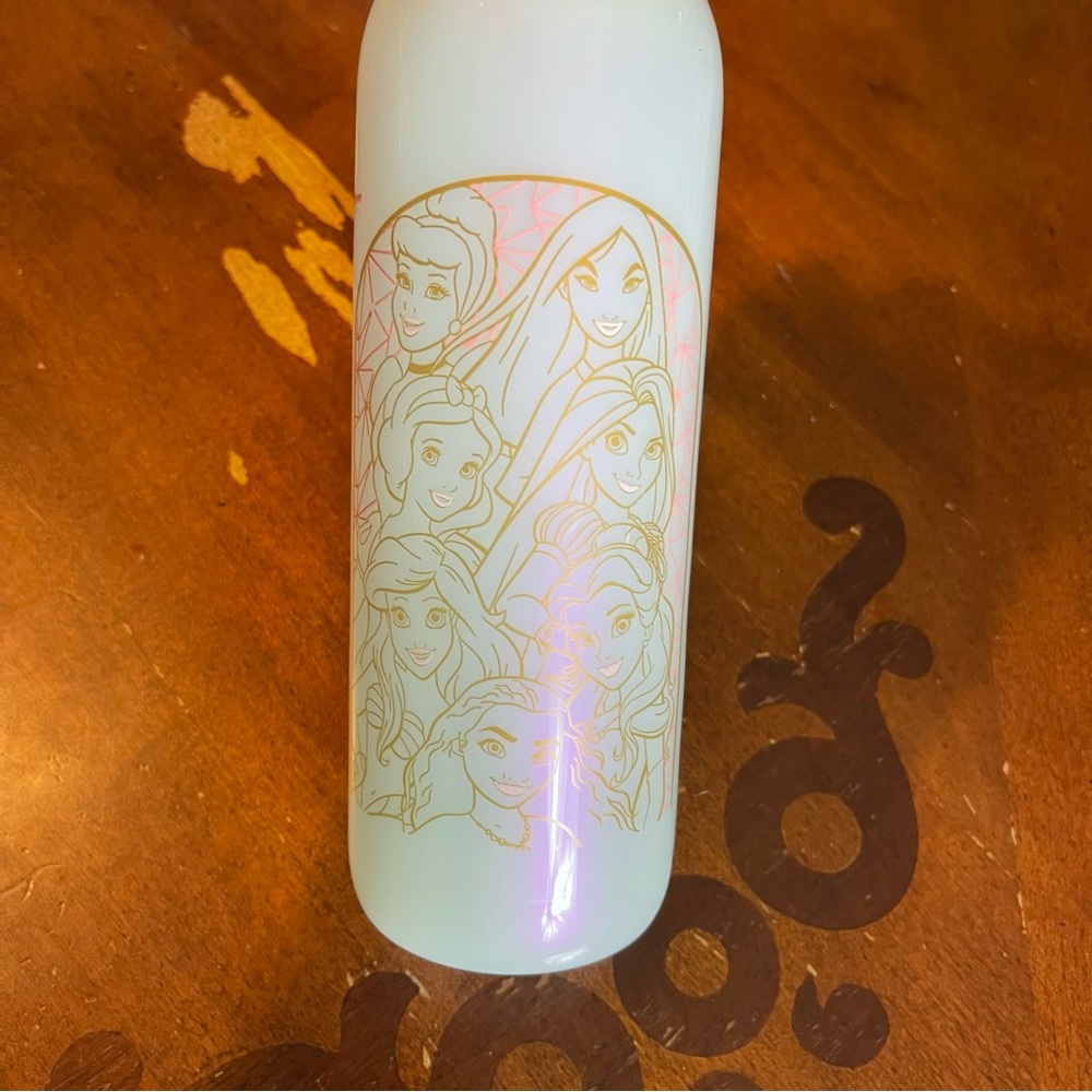 Tupperware Eco Active Water Bottle Disney Princess - Picture 2 of 5